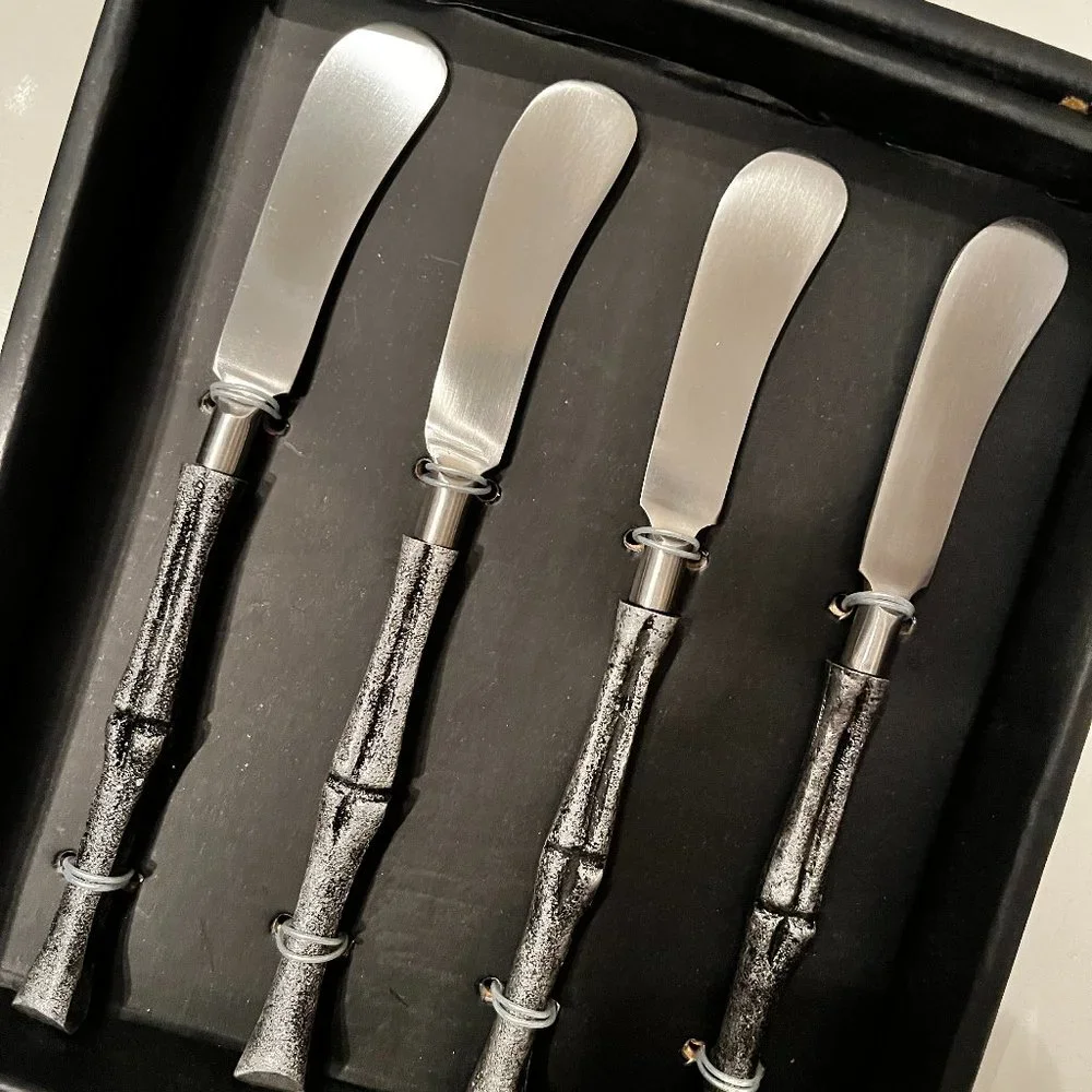 Cheese Spreaders (Set of 4 / new in‎ box)